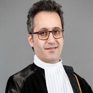 دکتر حیدر حسن زاده بهترین وکیل طلاق در تهران