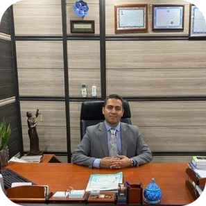 دكتر نصير عبادپور بهترین وکیل سرقفلی در تهران