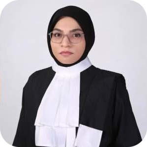 فاطمه میر بهترین وکیل دادگاه انقلاب در تهران