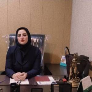 افسانه راستی بهترین وکیل طلاق در شیراز