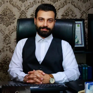 پوریا نادری وکیل پایه یک دادگستری