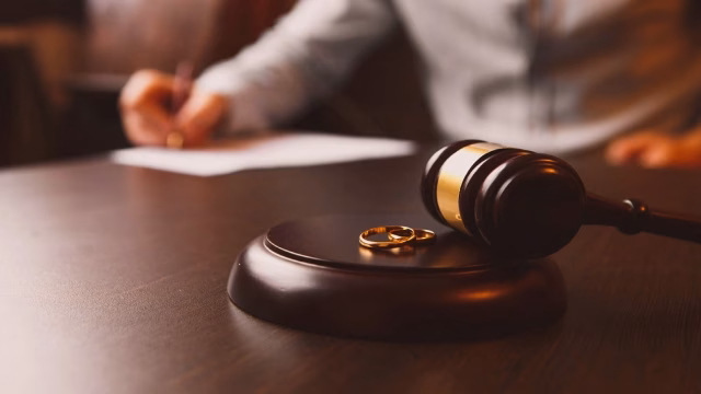 لزوم مراجعه به وکیل متخصص در دعاوی مهریه در کرج